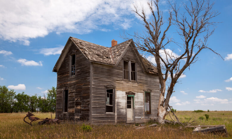 Abandoned Farm House in Kansas